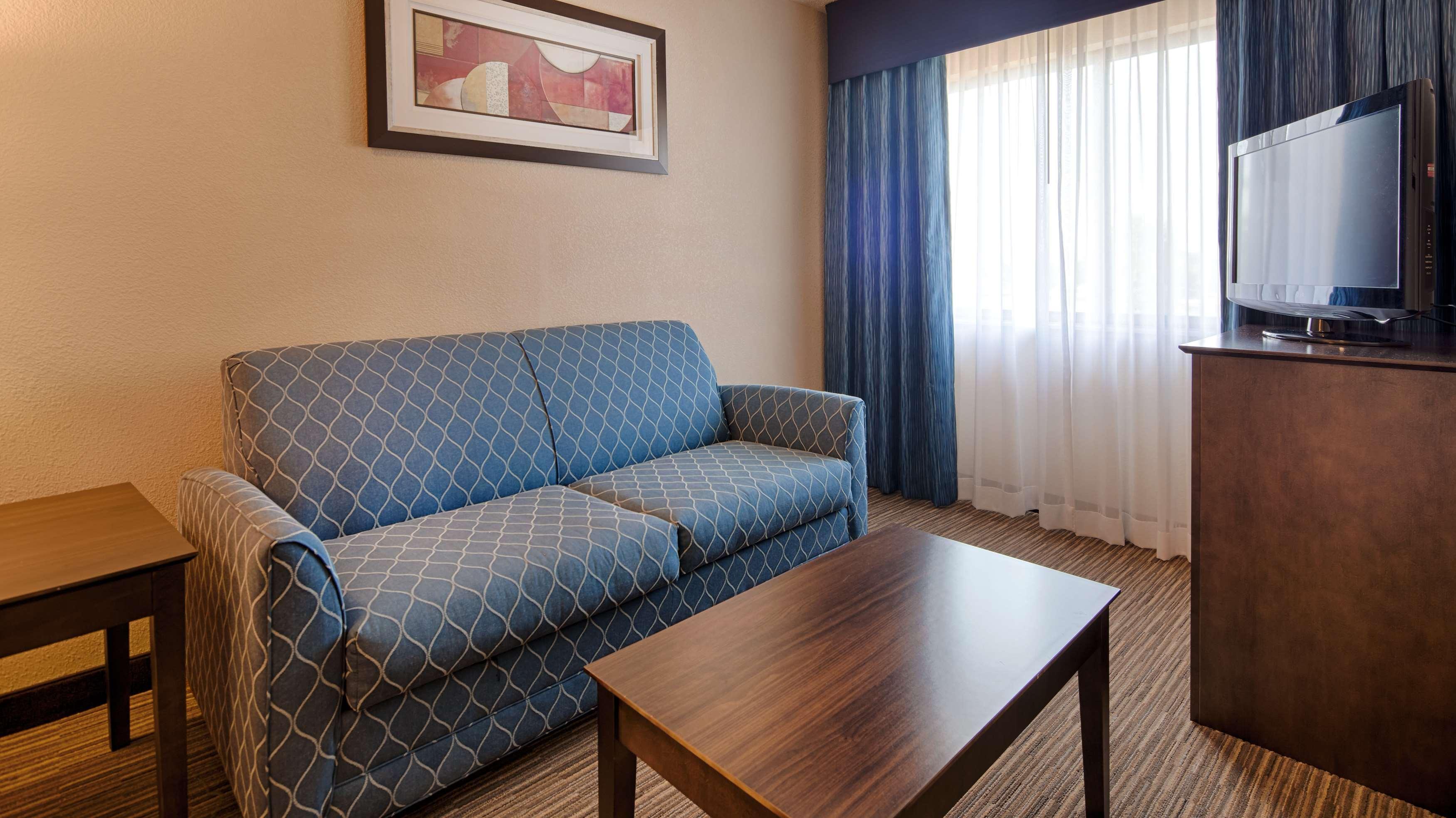 Best Western Port Huron Blue Water Bridge Exterior photo