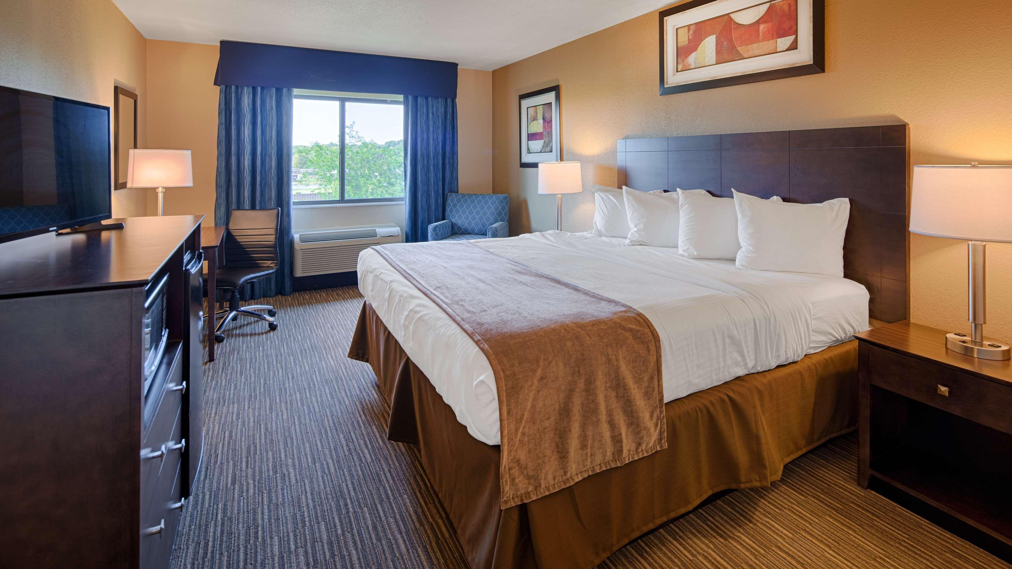 Best Western Port Huron Blue Water Bridge Exterior photo