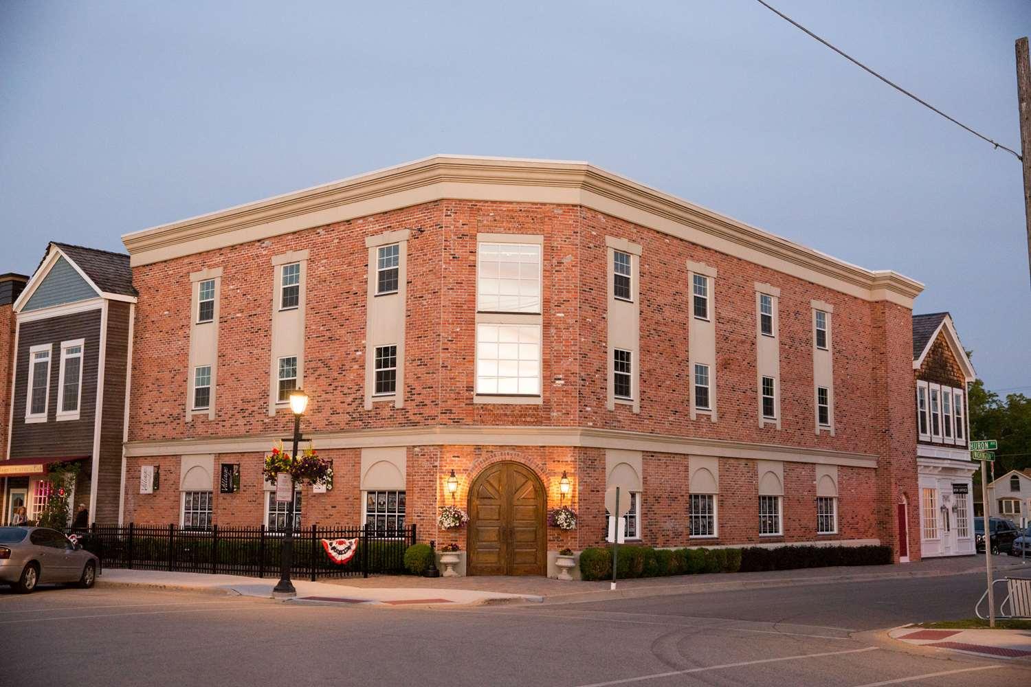 Best Western Port Huron Blue Water Bridge Exterior photo