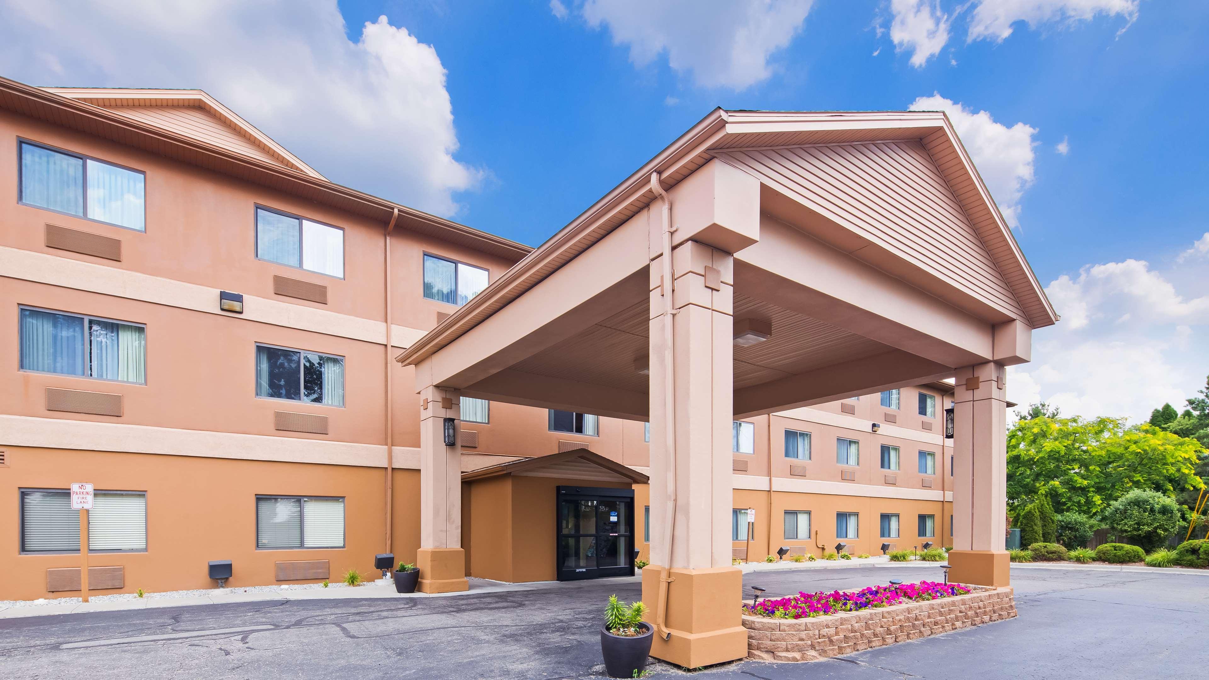 Best Western Port Huron Blue Water Bridge Exterior photo